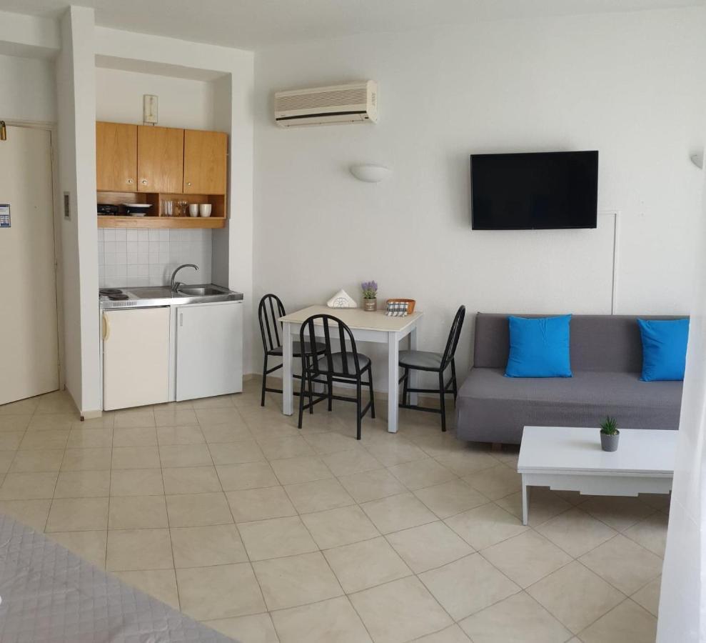 Blue Eyes Apartments Ixia  Luaran gambar