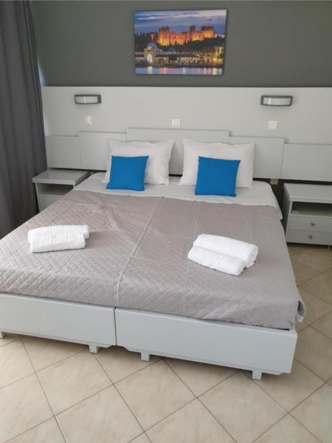 Blue Eyes Apartments Ixia  Luaran gambar
