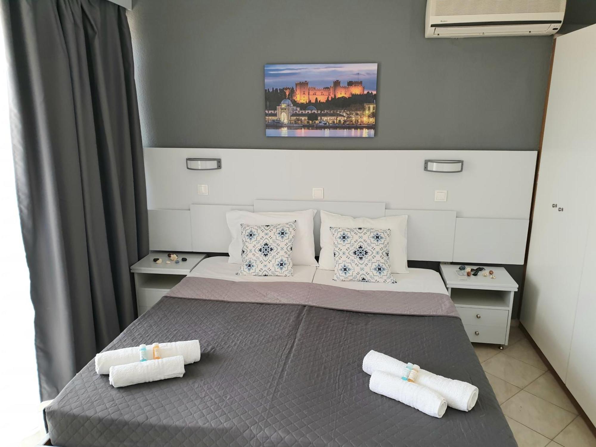 Blue Eyes Apartments Ixia  Luaran gambar